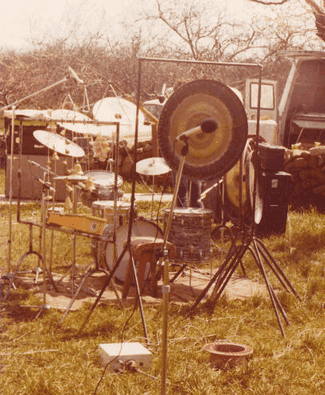 Crack drum set